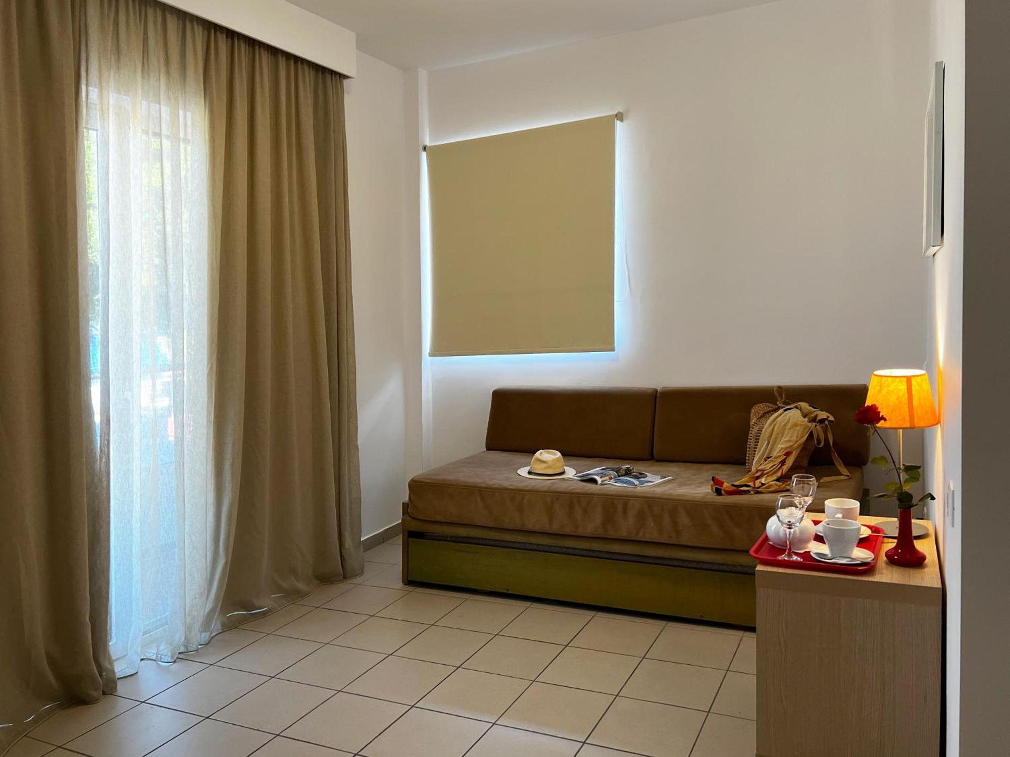Caravel Hotel Apartments Ixia  Zimmer foto